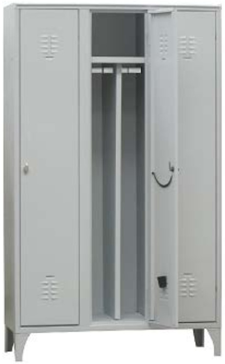 ARMADIO SPOGLIATOIO CON TRAMEZZA